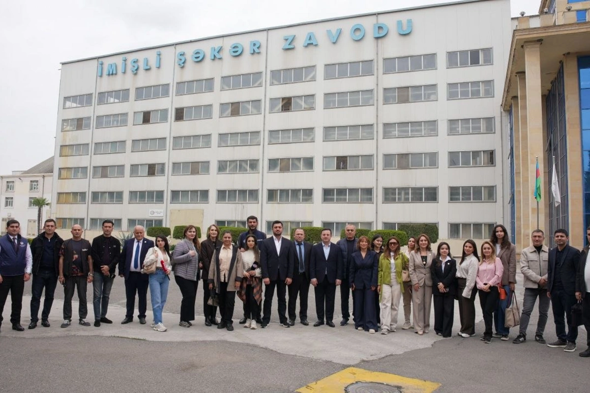 1 Noyabr-Kənd Təsərrüfatı İşçiləri Günü münasibətilə jurnalistlər üçün maarifləndirici təlim keçirilib
