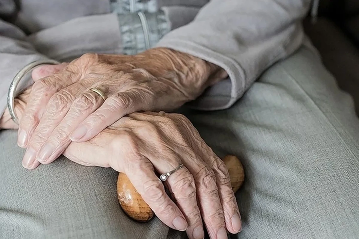 76 yaşlı qadın faciəli şəkildə öldü 76 yaşlı qadın faciəli şəkildə öldü