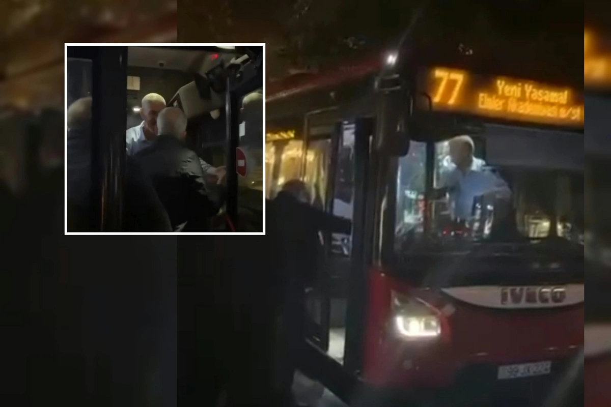 77 nömrəli avtobusda dava - Sərnişin sürücüyə hücum etdi