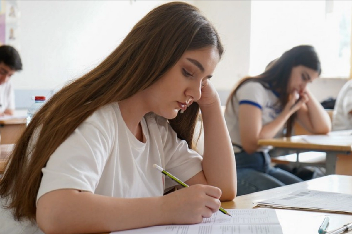 9 illik baza üzrə kolleclərin boş qalan yerlərinə ixtisas seçimi BAŞLADI