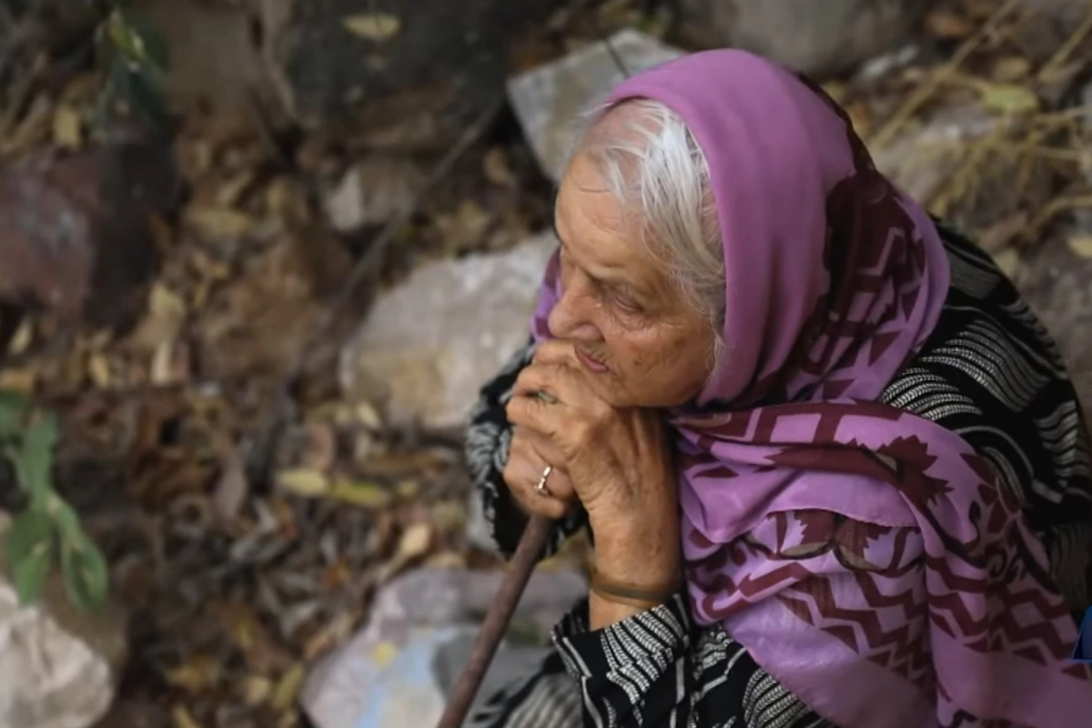 90 yaşında ilk dəfə Füzulidəki ata evini görən nənə