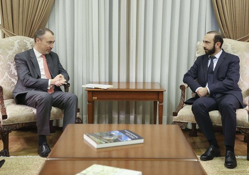 Aİ nümayəndəsi Ermənistanın XİN başçısı ilə Cənubi Qafqazı müzakirə edib Aİ nümayəndəsi Ermənistanın XİN başçısı ilə Cənubi Qafqazı müzakirə edib