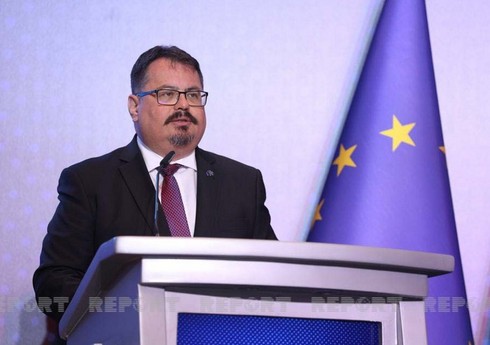 Aİ səfiri azərbaycanlı diplomat həmkarlarını peşə bayramı münasibətilə təbrik edib Aİ səfiri azərbaycanlı diplomat həmkarlarını peşə bayramı münasibətilə təbrik edib