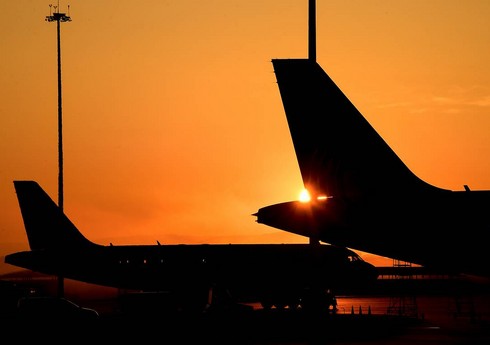 ABŞ-da üç mindən çox aviareys əlverişsiz hava şəraiti səbəbiylə ləğv edilib ABŞ-da üç mindən çox aviareys əlverişsiz hava şəraiti səbəbiylə ləğv edilib