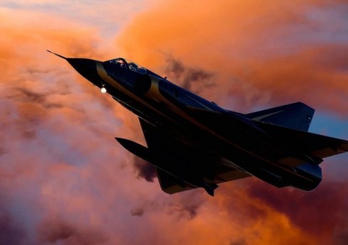 ABŞ Yəməndə husilərin yerüstü pilotsuz uçan aparatlarını və raketlərini vurub