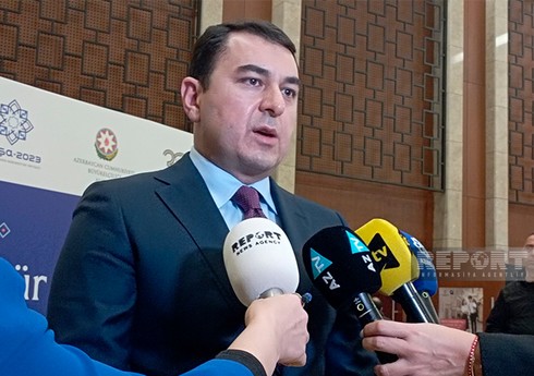 Adil Kərimli: 