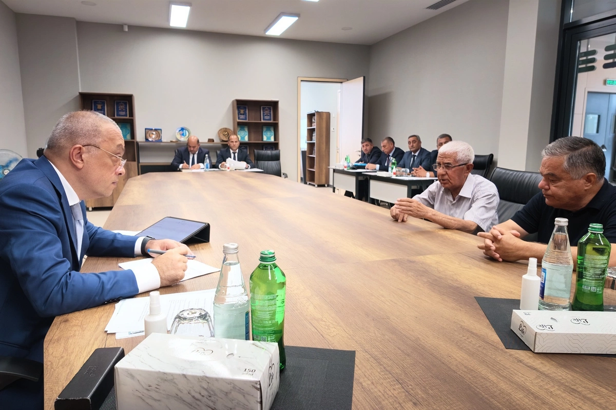 Agentlik sədri Füzulidə vətəndaşlarla görüşüb