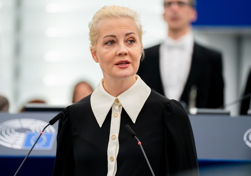 Aleksey Navalnının həyat yoldaşı həbs edilib Aleksey Navalnının həyat yoldaşı həbs edilib