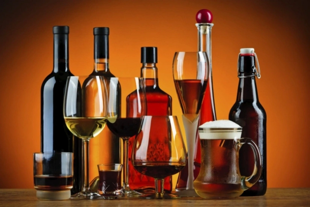 Alkoqollu içkilərin pərakəndə satışına dair minimum qiymət müəyyənləşib Alkoqollu içkilərin pərakəndə satışına dair minimum qiymət müəyyənləşib