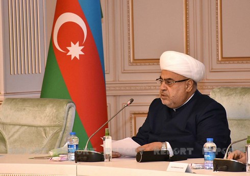 Allahşükür Paşazadə Qazaxıstanın Prezidenti ilə görüşüb