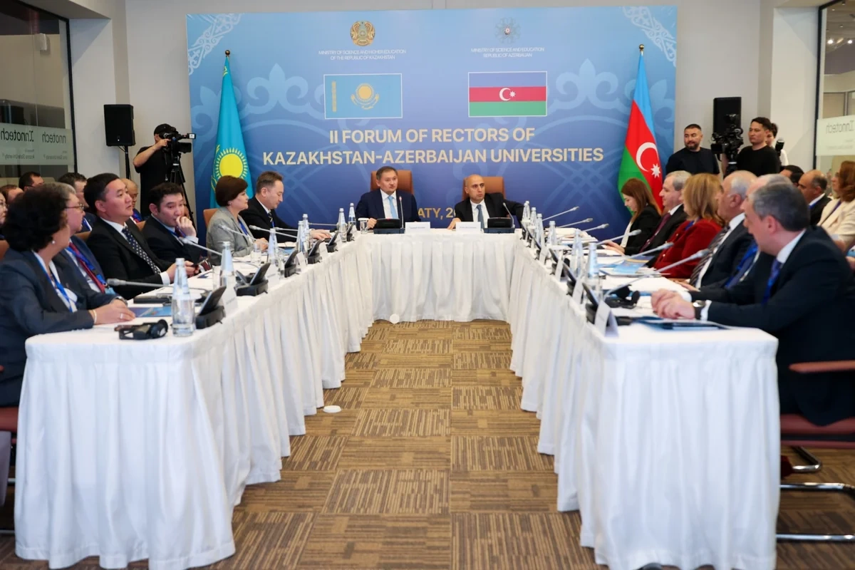 Almatıda Qazaxıstan və Azərbaycan ali təhsil müəssisələrinin II Rektorlar Forumu keçirilib Almatıda Qazaxıstan və Azərbaycan ali təhsil müəssisələrinin II Rektorlar Forumu keçirilib