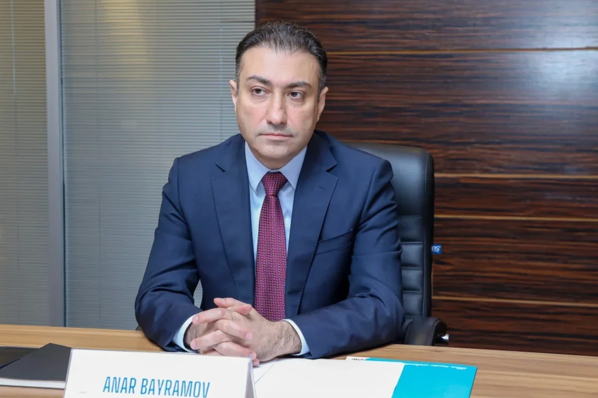 Anar Bayramov direktor müavinini işdən çıxardı Anar Bayramov direktor müavinini işdən çıxardı