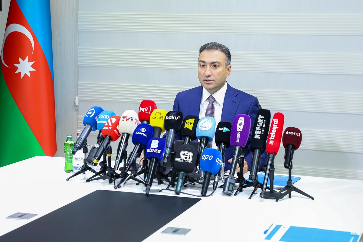 Anar Bayramov: Yeni islahat regionlara ixtisaslı həkimlərin cəlb olunmasına çox böyük dəstək olacaq Anar Bayramov: Yeni islahat regionlara ixtisaslı həkimlərin cəlb olunmasına çox böyük dəstək olacaq
