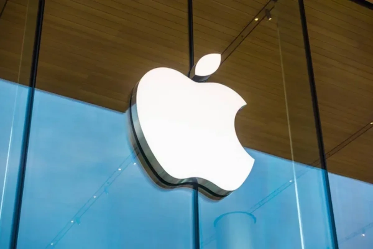 Apple yenidən dünyanın ən bahalı şirkətləri siyahısına başçılıq edib
