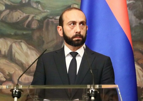 Ararat Mirzoyan: 