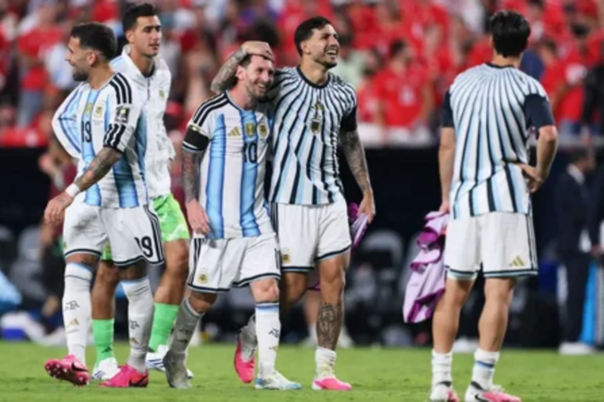 Argentina millisinin DÇ-dən kənarlaşdırılması üçün petisiya 10 milyon imza topladı