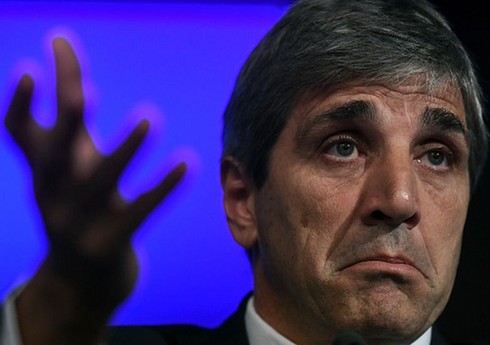 Argentinanın yeni iqtisadiyyat naziri pesonun 120 faizlik devalvasiyasını elan edib