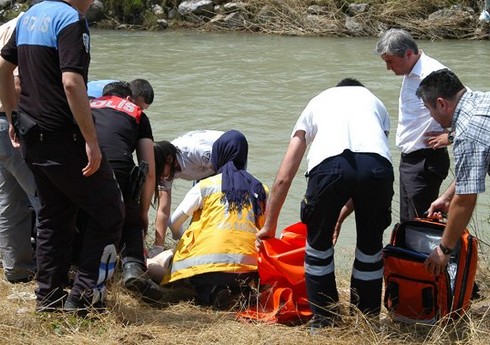 Astarada 82 yaşlı kişi çayda boğularaq ölüb Astarada 82 yaşlı kişi çayda boğularaq ölüb