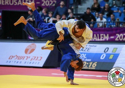 Avropa çempionatı: Azərbaycan cüdoçusu bürünc medal qazanmaq şansını davam etdirir Avropa çempionatı: Azərbaycan cüdoçusu bürünc medal qazanmaq şansını davam etdirir