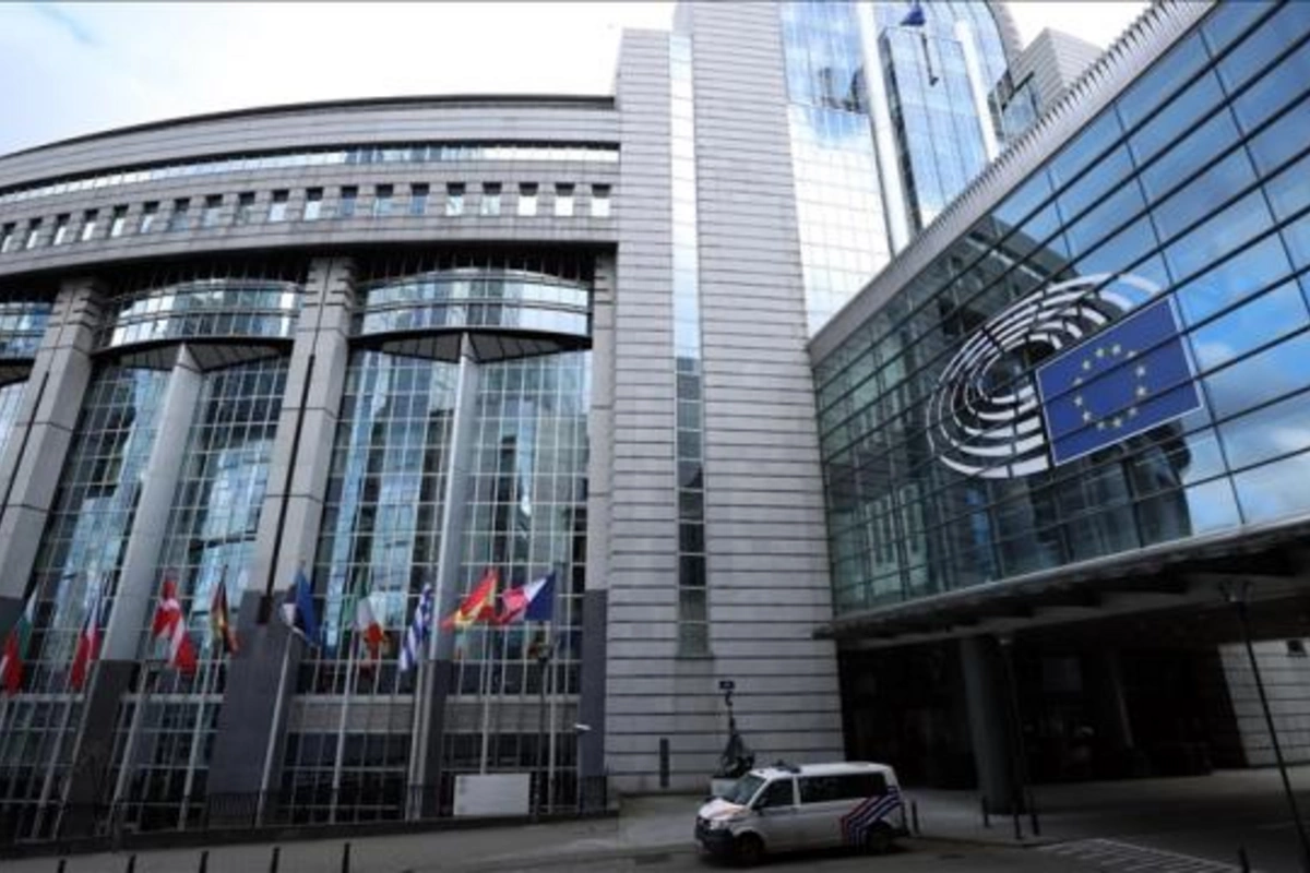 Avropa İttifaqı Rusiya vətəndaşları üçün viza qaydalarını sərtləşdirə bilər