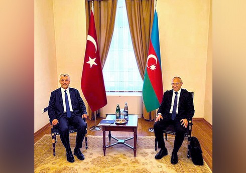 Azad edilmiş ərazilərdə Türkiyə şirkətlərinin fəaliyyəti müzakirə edilib Azad edilmiş ərazilərdə Türkiyə şirkətlərinin fəaliyyəti müzakirə edilib