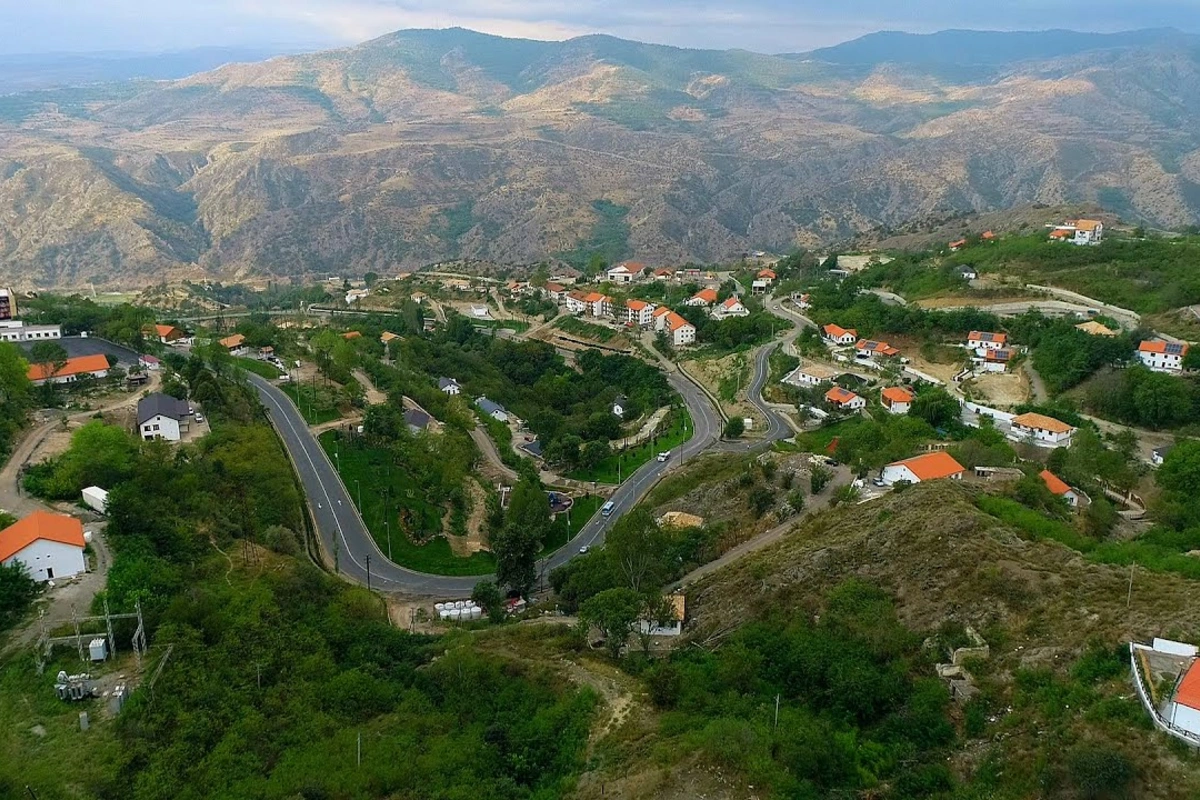Azad edilmiş ərazilərdə dini abidələrin bərpasına başlanılıb Azad edilmiş ərazilərdə dini abidələrin bərpasına başlanılıb