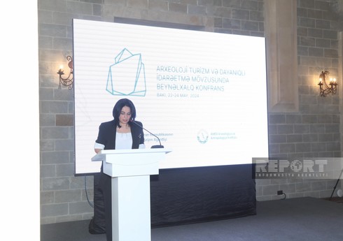 Azadə Hüseynova: Azadə Hüseynova: