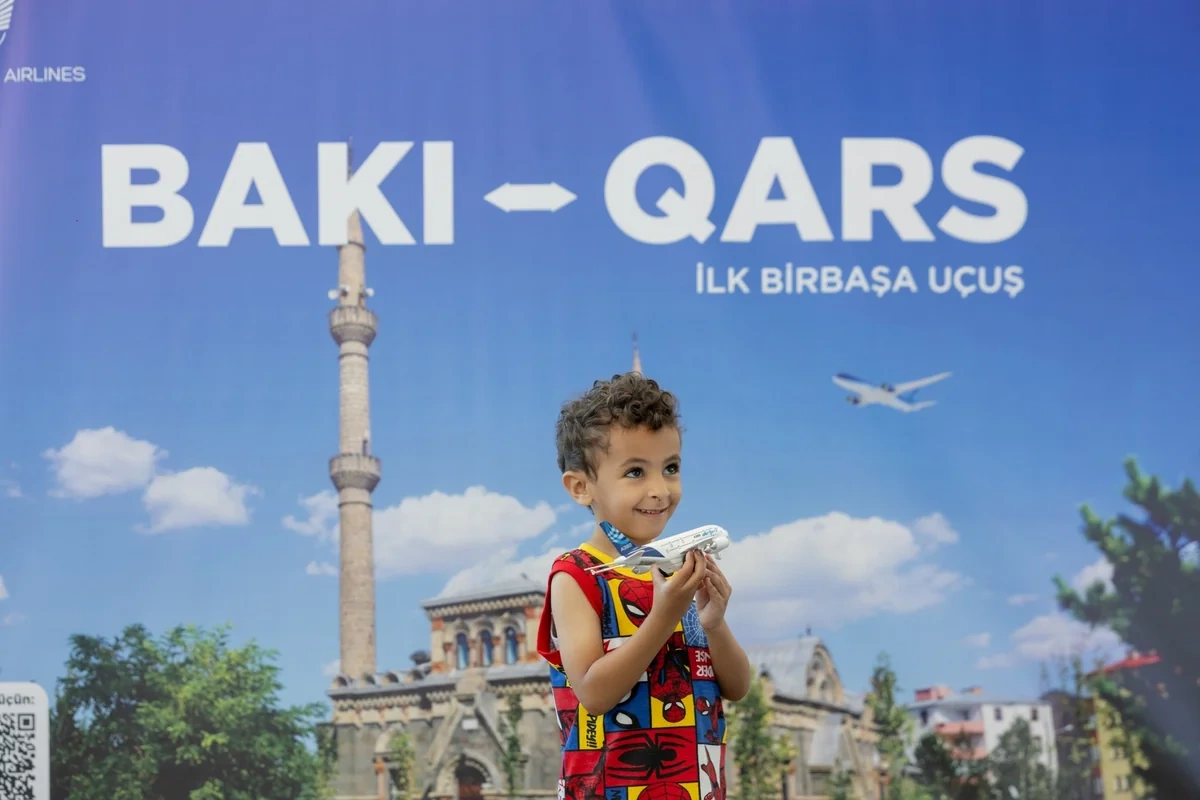 AZAL Qarsa ilk reysini həyata keçirib