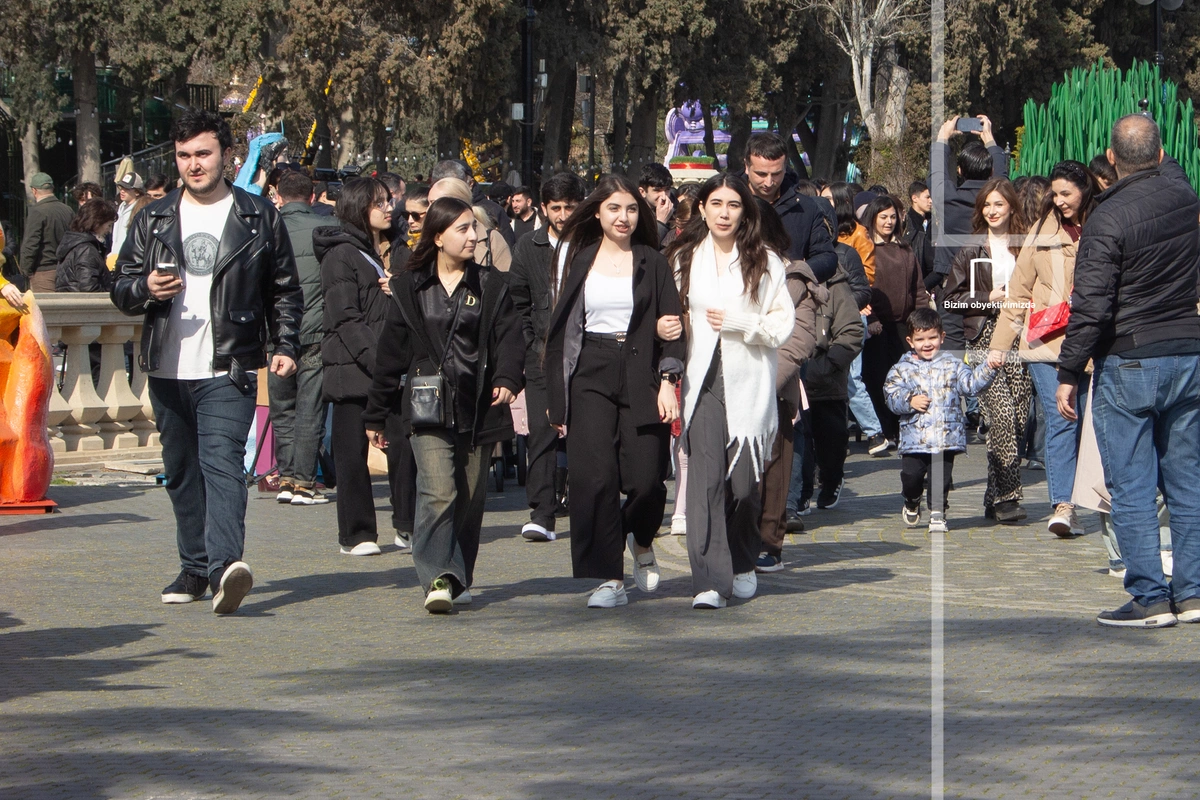Azərbaycan əhalisinin sayı açıqlanıb Azərbaycan əhalisinin sayı açıqlanıb