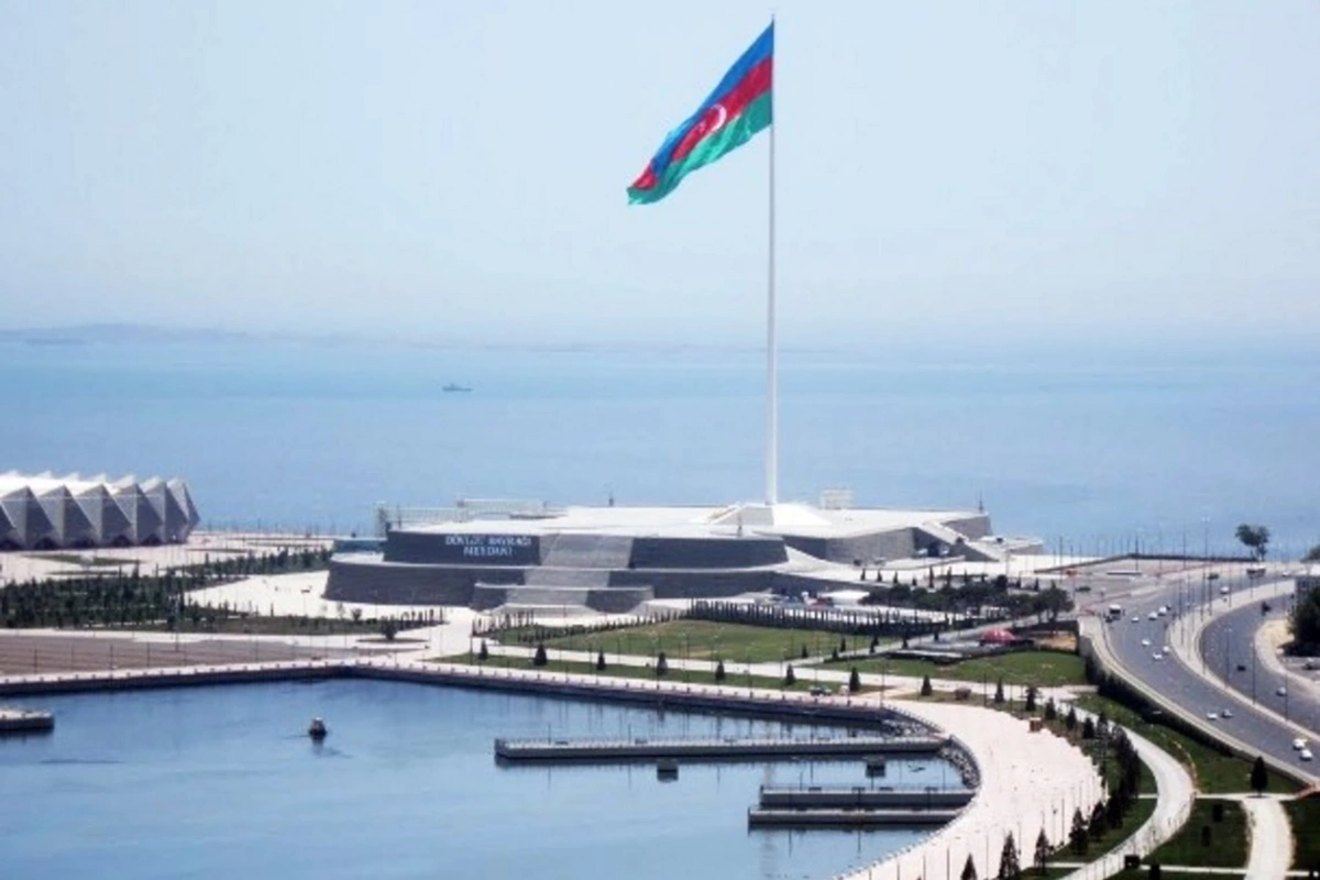 Azərbaycan Ermənistanı sülhə hazırlayır - Bakının uzaqgörən qərarları maneələri dəf edir