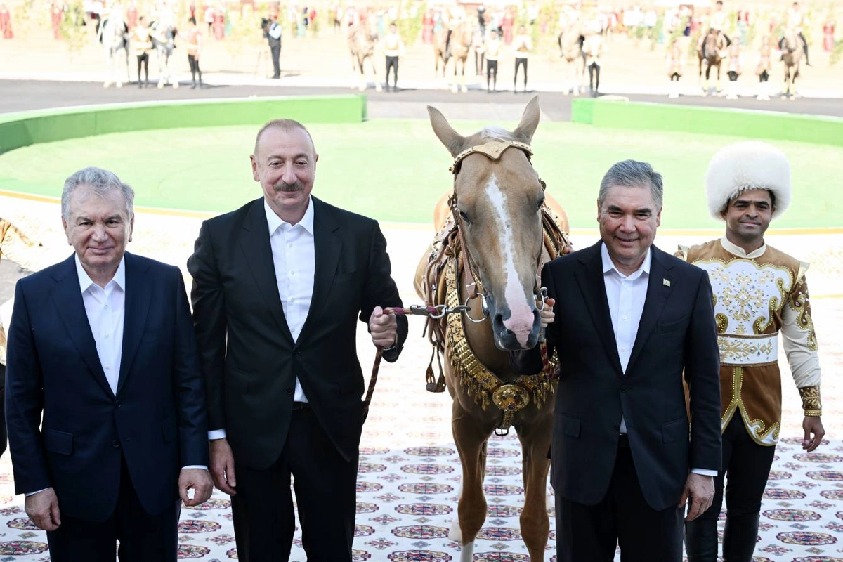 Azərbaycan Prezidenti İlham Əliyevə 