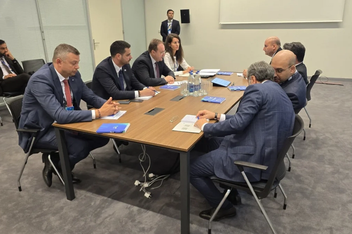 Azərbaycan və Slovakiya qaz tədarükü ilə bağlı danışıqlar aparıb Azərbaycan və Slovakiya qaz tədarükü ilə bağlı danışıqlar aparıb