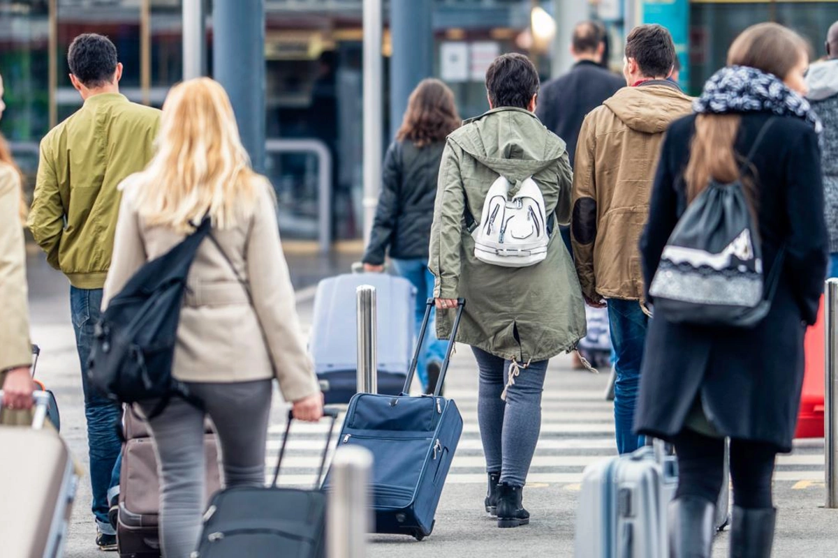 Azərbaycana Yaxın Şərqdən turist axını 22 %-ə yaxın artıb
