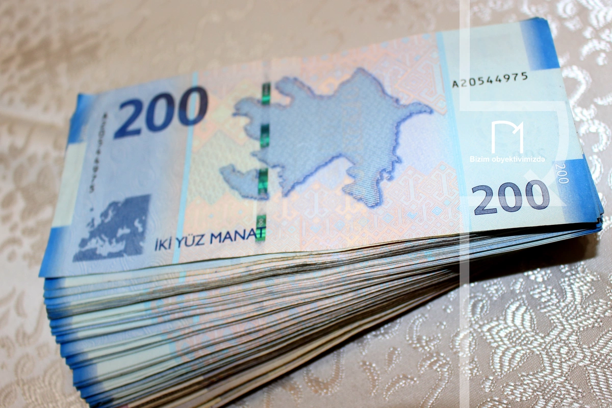 Azərbaycanda bank sistemindən kənar pul köçürmələrinin həcmi artıb