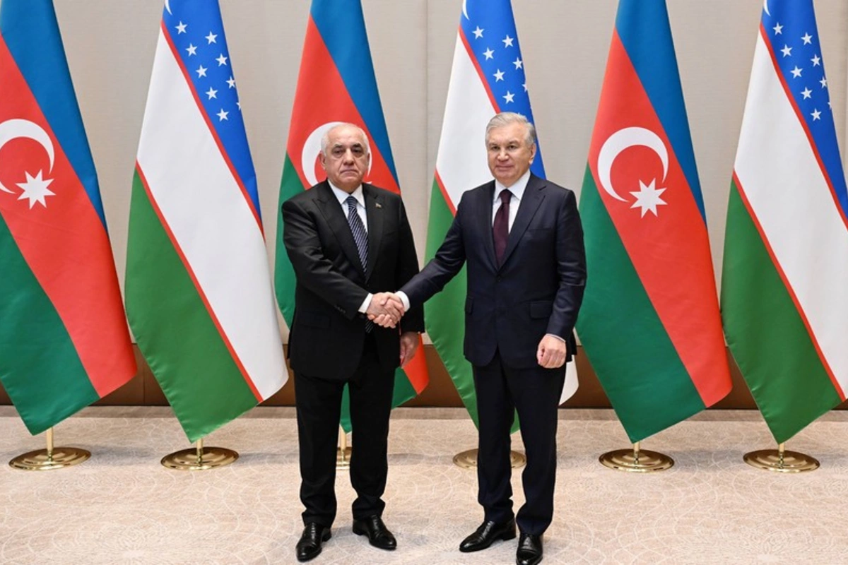 Azərbaycanın Baş naziri Daşkənddə Özbəkistan Prezidenti ilə görüşüb Azərbaycanın Baş naziri Daşkənddə Özbəkistan Prezidenti ilə görüşüb