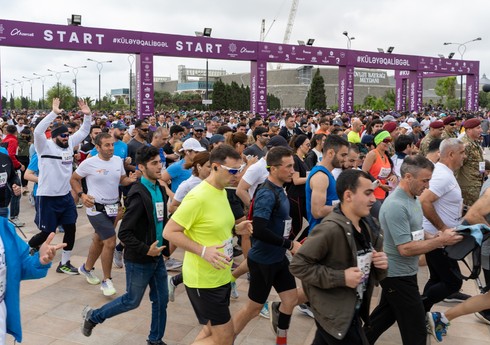 “Azercell”in eksklüziv tərəfdaşlığı ilə “Bakı Marafonu-2023” baş tutdu “Azercell”in eksklüziv tərəfdaşlığı ilə “Bakı Marafonu-2023” baş tutdu