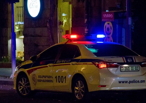 Azərbaycan bayrağını yandıran erməni vandalı polisə aparılıb, cinayət işi başlanıb
