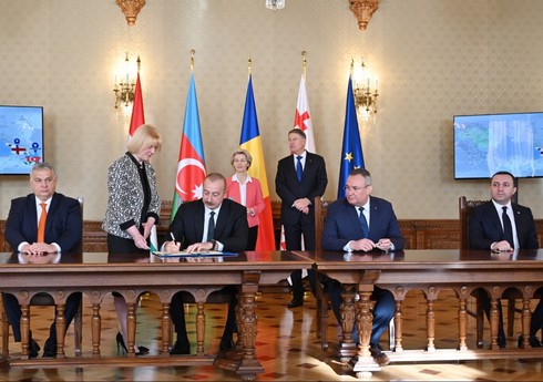 Azərbaycan, Gürcüstan, Rumıniya və Macarıstan arasında yaşıl enerjinin inkişafı ilə bağlı saziş imzalanıb