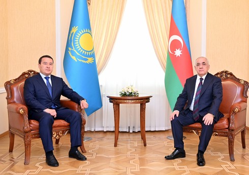 Azərbaycan Gürcüstan və Qazaxıstanla dəmir yolu sahəsində birgə müəssisə yaradır Azərbaycan Gürcüstan və Qazaxıstanla dəmir yolu sahəsində birgə müəssisə yaradır