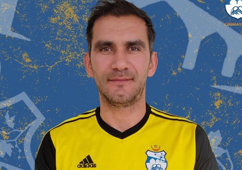 Azərbaycan millisinin sabiq futbolçusu karyerasını bərpa edib Azərbaycan millisinin sabiq futbolçusu karyerasını bərpa edib