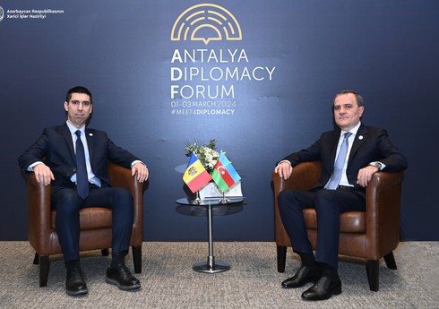 Azərbaycan və Moldova XİN başçıları ikitərəfli və regional məsələləri müzakirə ediblər
