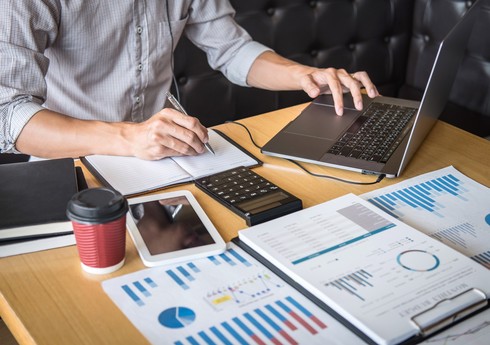 Azərbaycanda aktiv kommersiya qurumlarının sayı 13 %-dən çox artıb Azərbaycanda aktiv kommersiya qurumlarının sayı 13 %-dən çox artıb