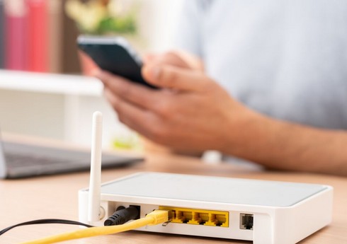 Azərbaycanda genişzolaqlı internet istifadəçilərinin sayı açıqlanıb Azərbaycanda genişzolaqlı internet istifadəçilərinin sayı açıqlanıb