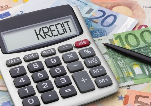 Azərbaycanda problemli kreditlərin məbləği 25 % azalıb Azərbaycanda problemli kreditlərin məbləği 25 % azalıb