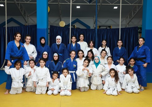 Azərbaycanda qızlar üçün cüdo klubu fəaliyyətə başlayıb Azərbaycanda qızlar üçün cüdo klubu fəaliyyətə başlayıb