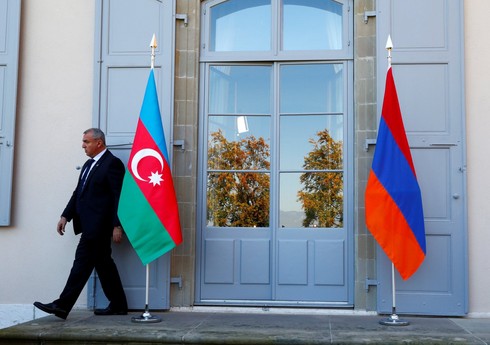 Azərbaycanla Ermənistan arasında hərbçilərin qarşılıqlı surətdə azad edilməsi barədə razılıq əldə olunub Azərbaycanla Ermənistan arasında hərbçilərin qarşılıqlı surətdə azad edilməsi barədə razılıq əldə olunub