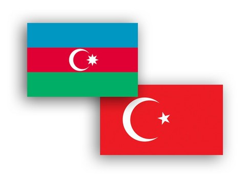 Azərbaycanın müdafiə naziri Hulusi Akara minnətdarlıq edib