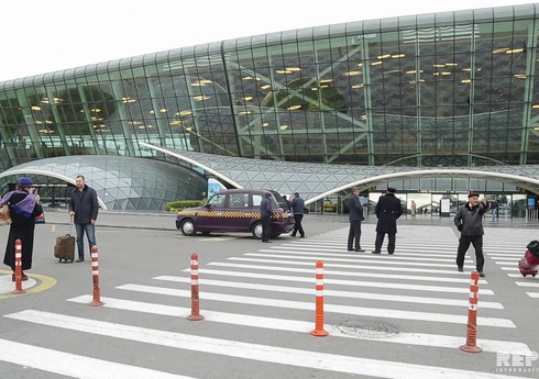 Bakı aeroportuna gediş-gəliş sistemi tam yenidən qurulacaq Bakı aeroportuna gediş-gəliş sistemi tam yenidən qurulacaq