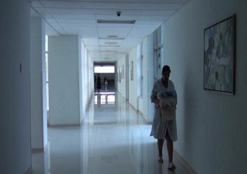 Bakıda 23 yaşlı gənc oğlan yol-nəqliyyat hadisəsi zamanı xəsarət alıb Bakıda 23 yaşlı gənc oğlan yol-nəqliyyat hadisəsi zamanı xəsarət alıb
