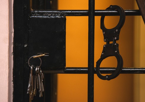 Bakıda ögey atasını qətlə yetirməkdə şübhəli bilinən 21 yaşlı gənc saxlanılıb - YENİLƏNİB Bakıda ögey atasını qətlə yetirməkdə şübhəli bilinən 21 yaşlı gənc saxlanılıb - YENİLƏNİB